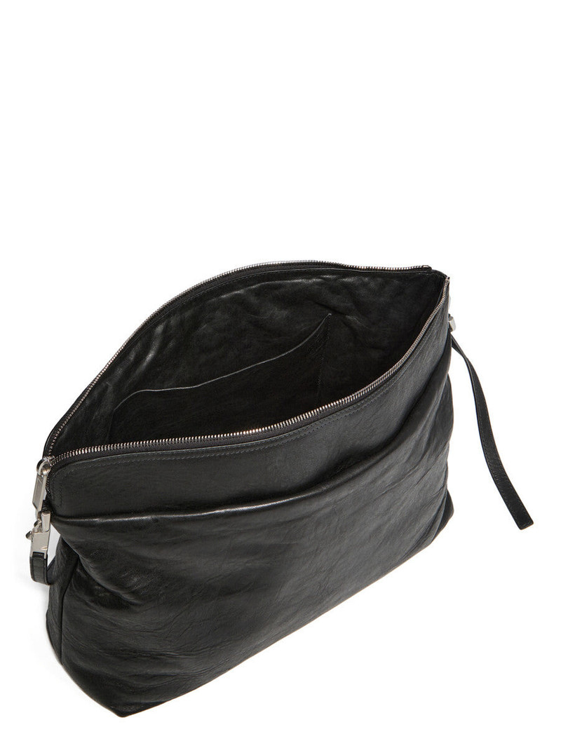 zip-fastening shoulder bag 4