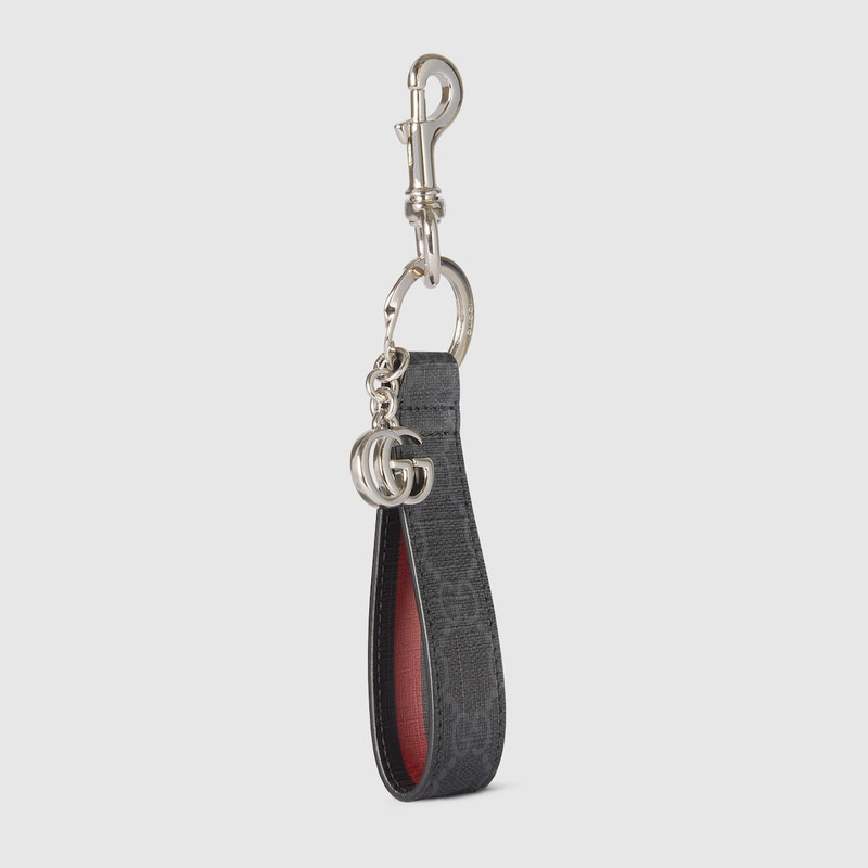 GUCCI GG keychain with Double G outlook
