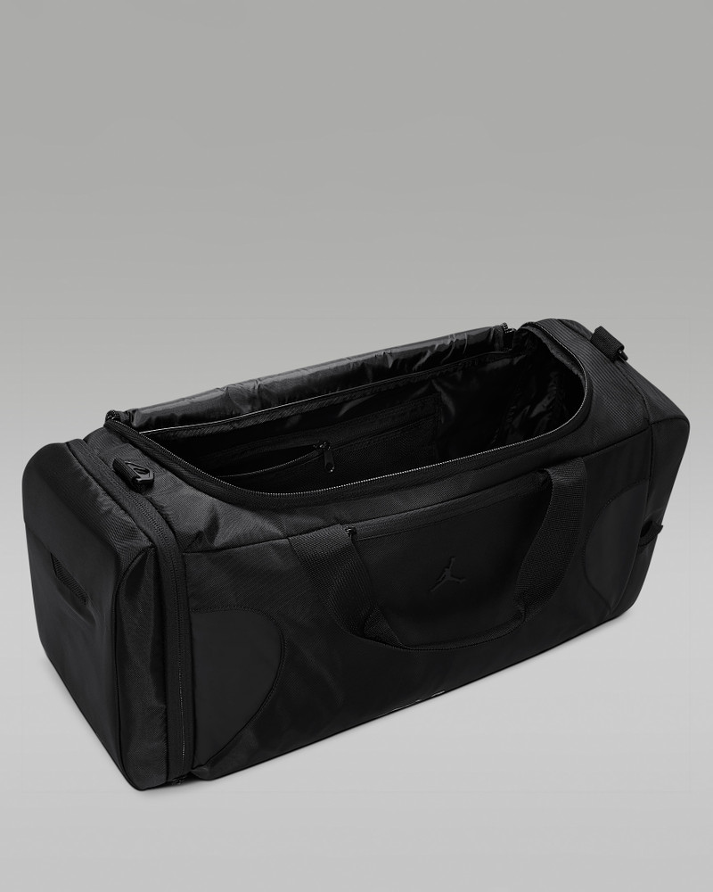 Jordan Element Duffel (68.8L) 4