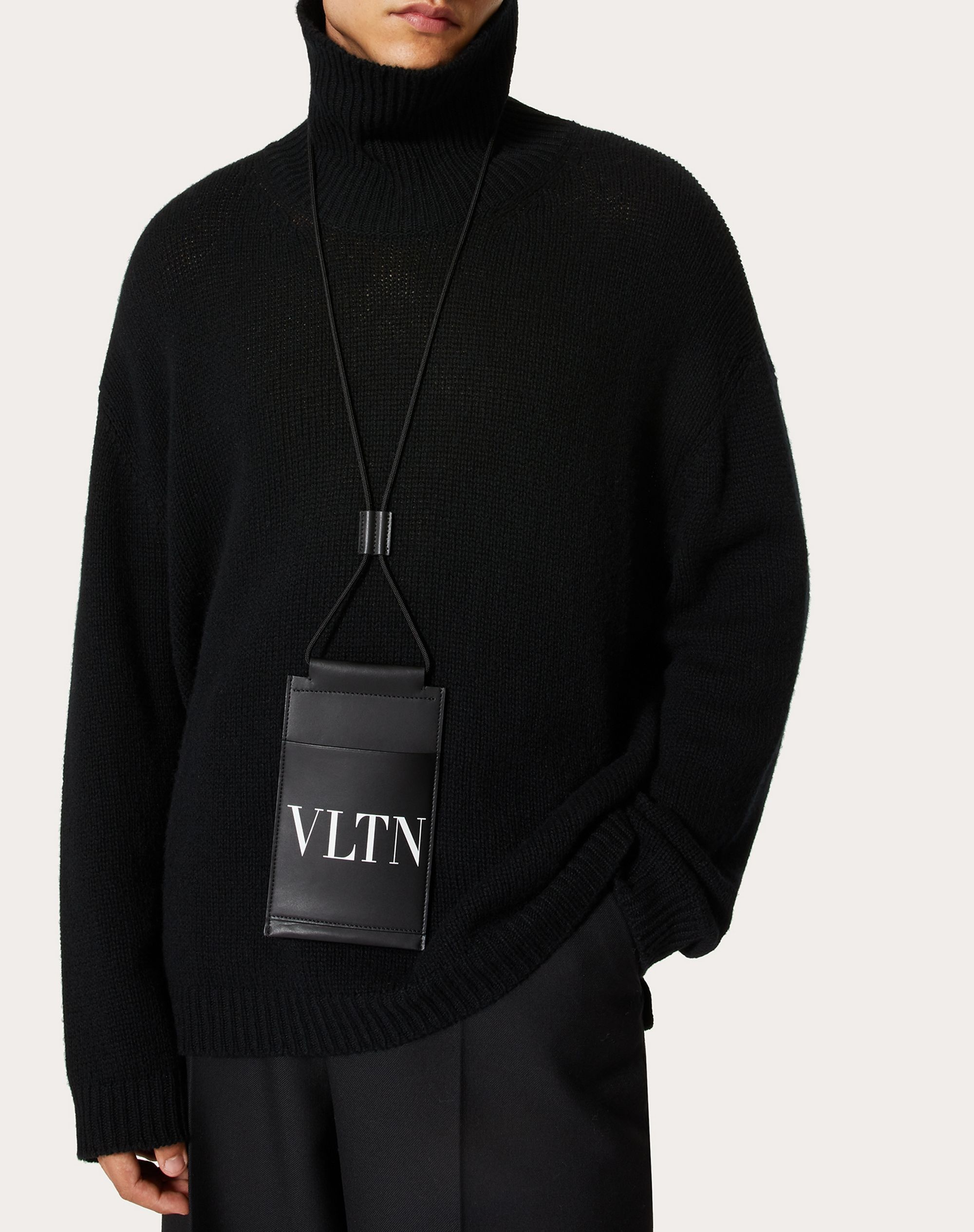 VLTN phone case with neck strap - 4