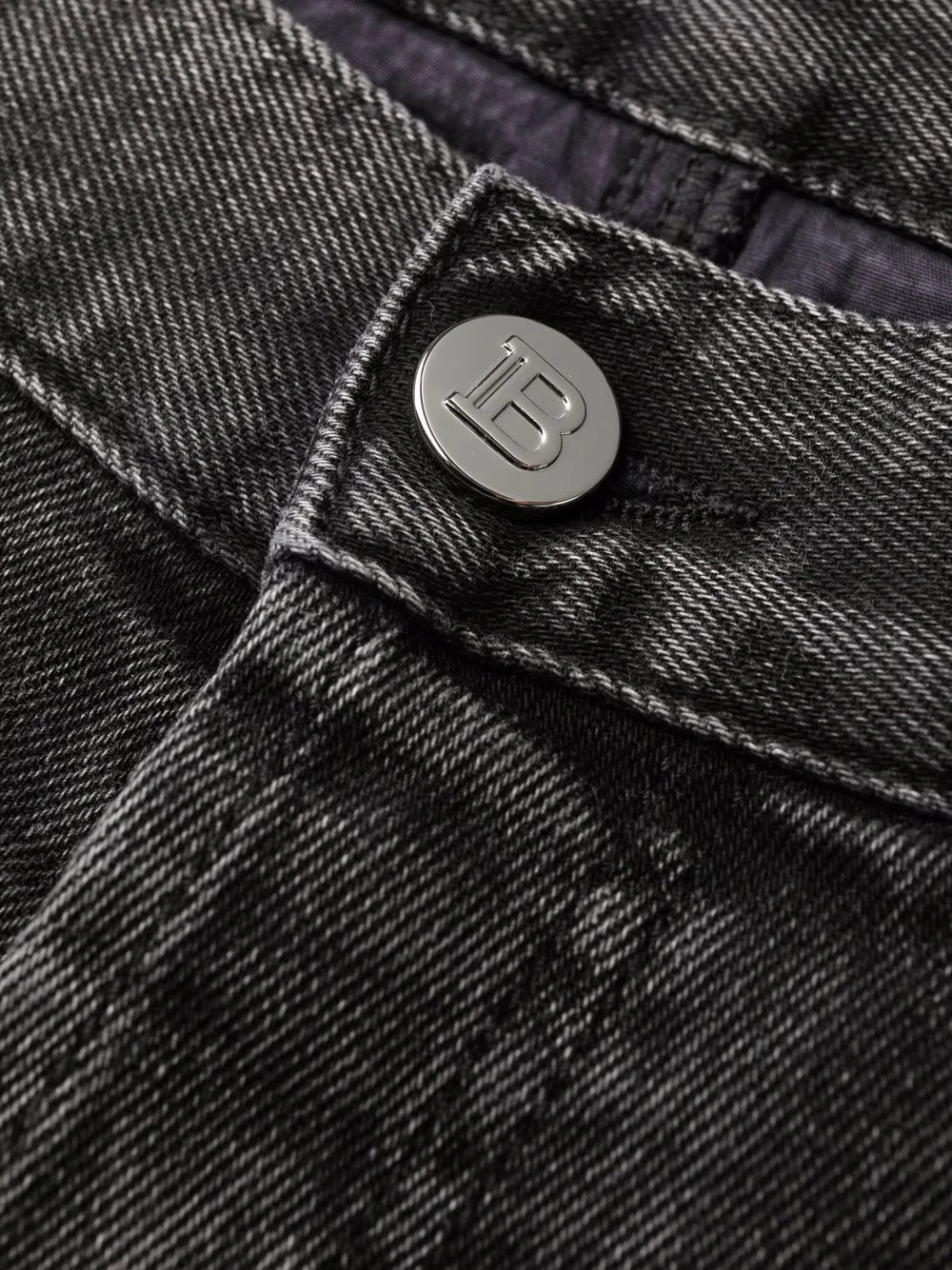 debossed-logo detail jeans - 6