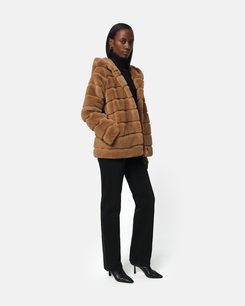 APPARIS GOLDY COAT outlook
