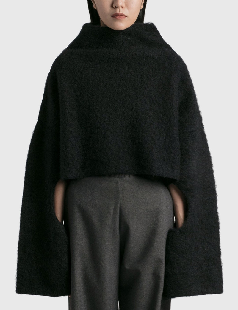 CROPPED CUT OUT JUMPER 1
