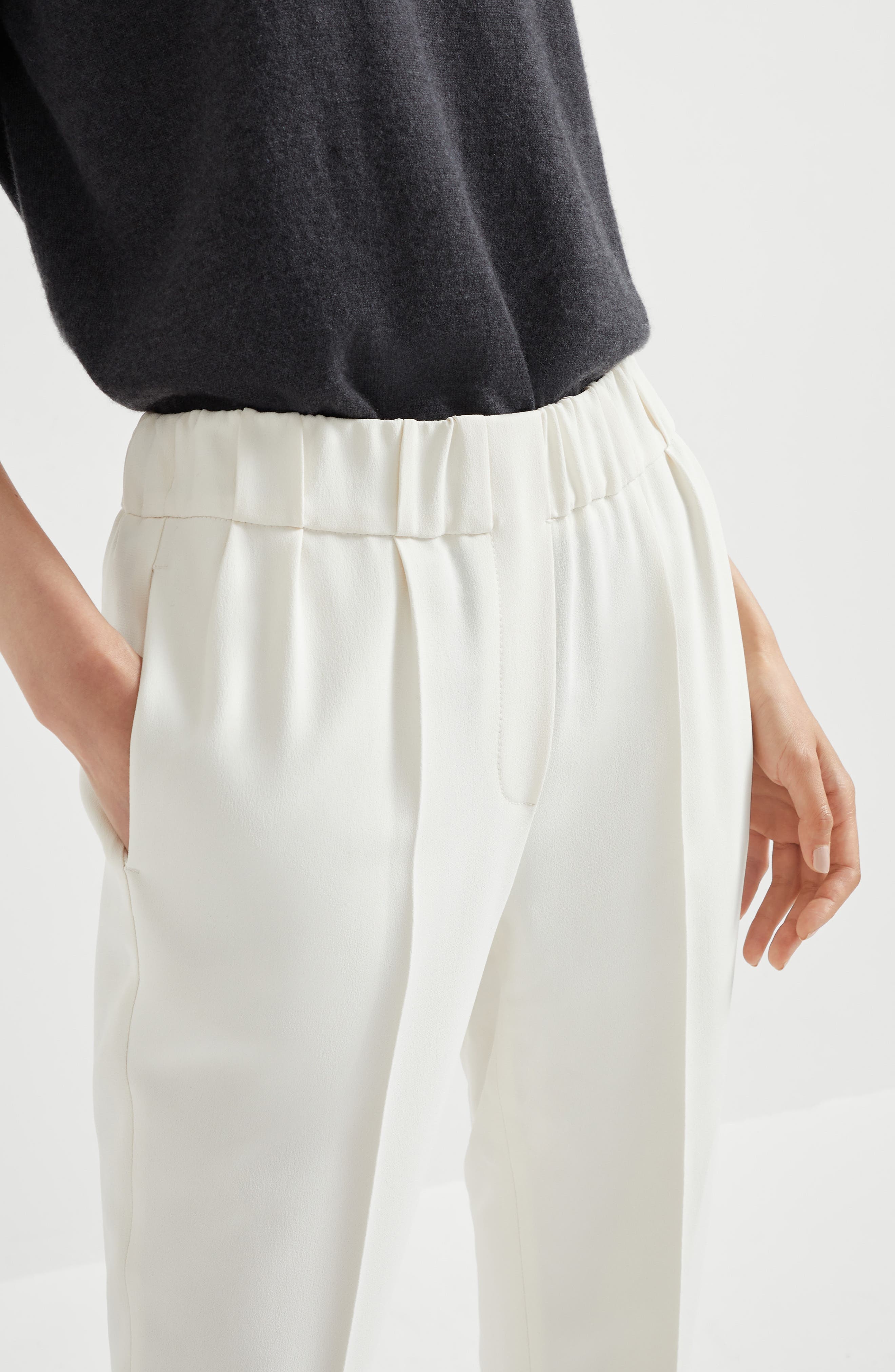Brunello Cucinelli Tailored Jogger trousers in Off-White at Nordstrom - 4