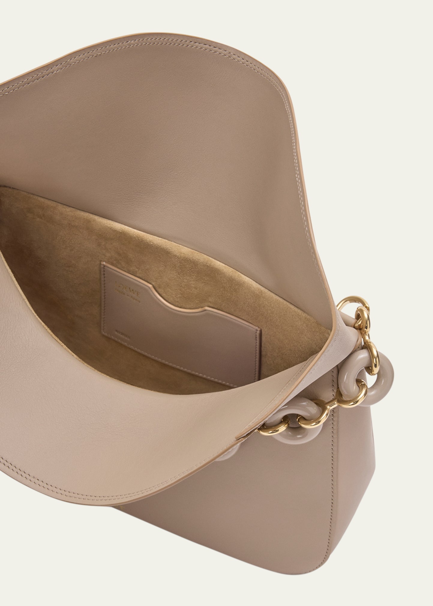 Ola Medium Shoulder Bag in Calfskin Leather - 4