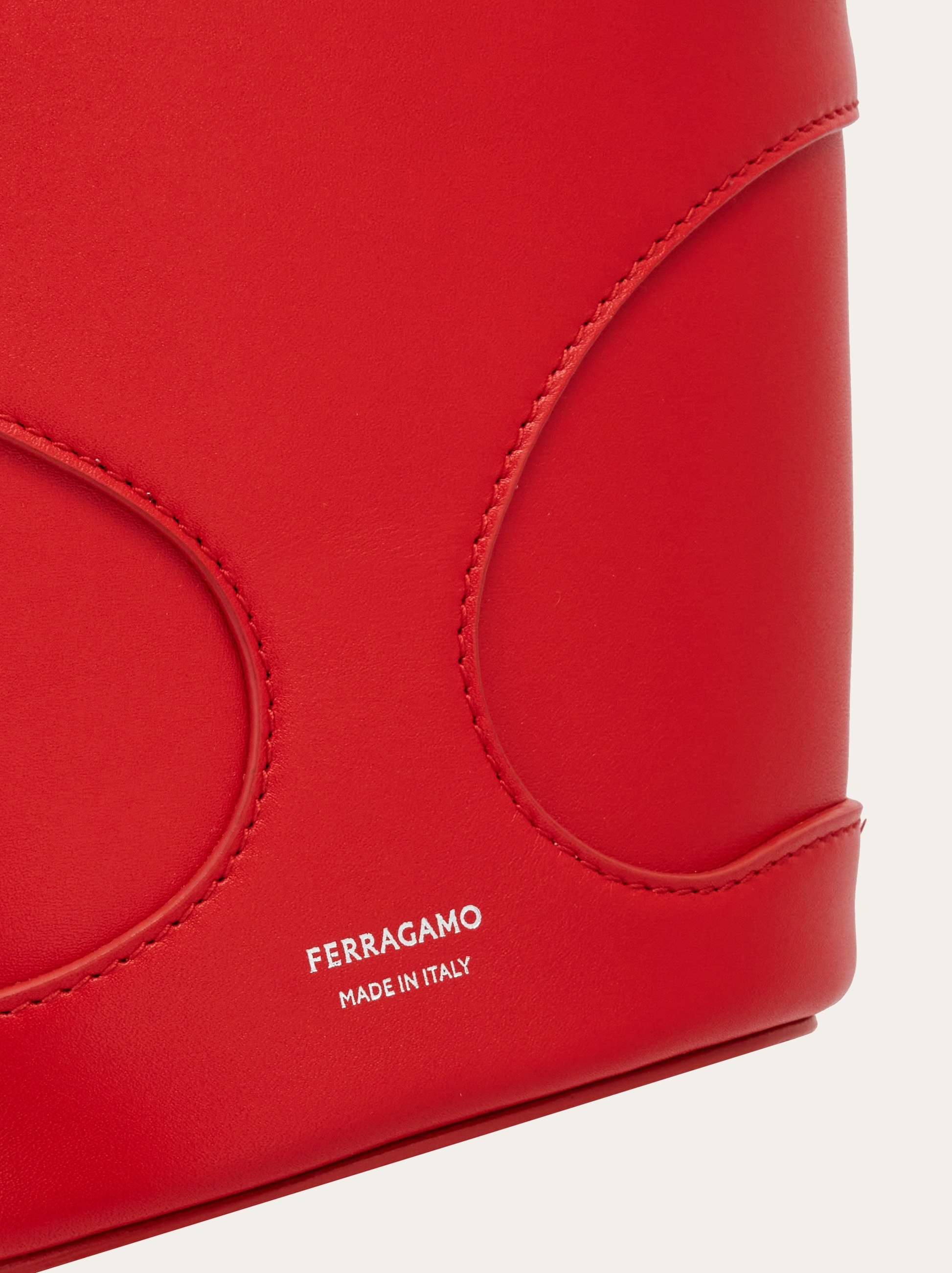 Tote bag with cut-out detailing (S) - 8
