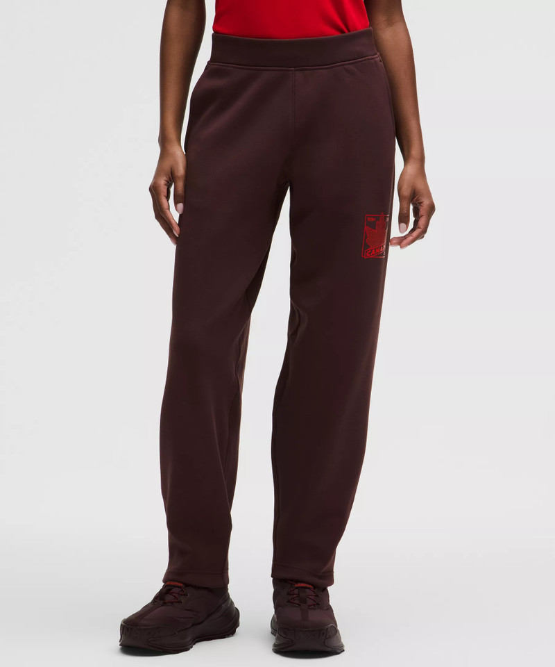 lululemon Team Canada Women's Big Cozy Ultra-Oversized Sweatpant *COC Logo outlook
