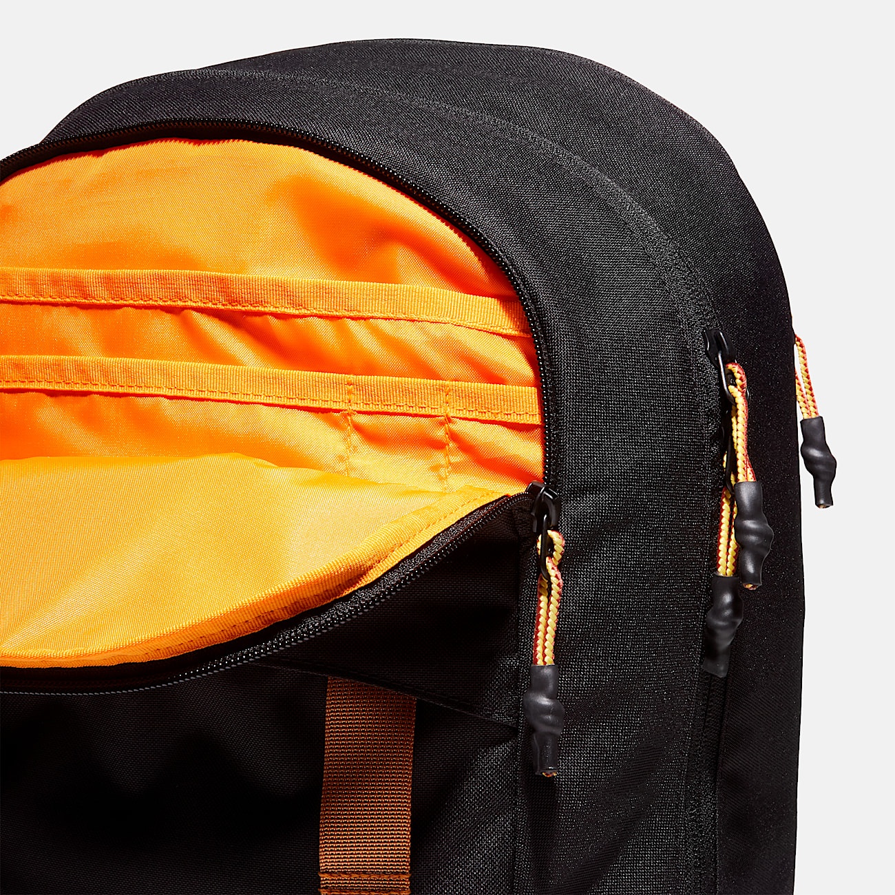 Calverton 26-Liter Backpack - 4