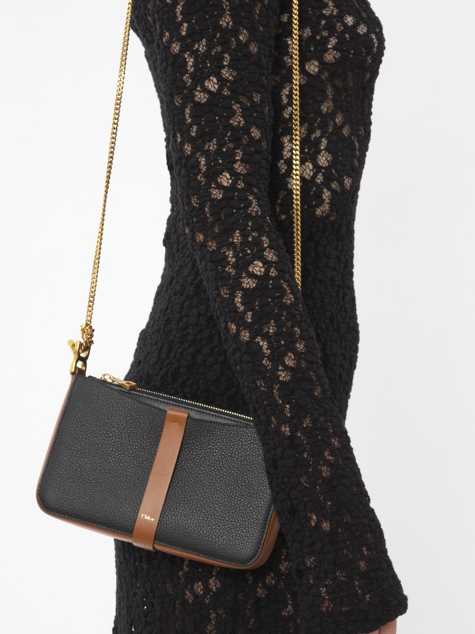 MARCIE POUCH ON CHAIN IN GRAINED LEATHER - 5