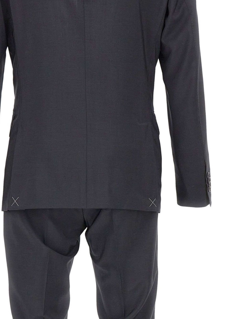 double-breasted suit 4