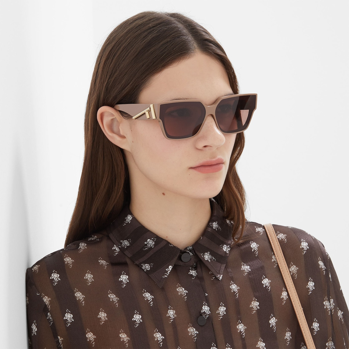 Fendi First - 4