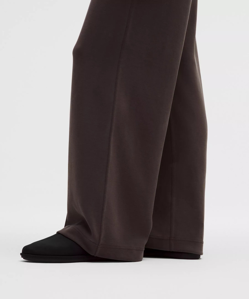 Softstreme Pintuck High-Rise Wide-Leg Pant *Regular 8
