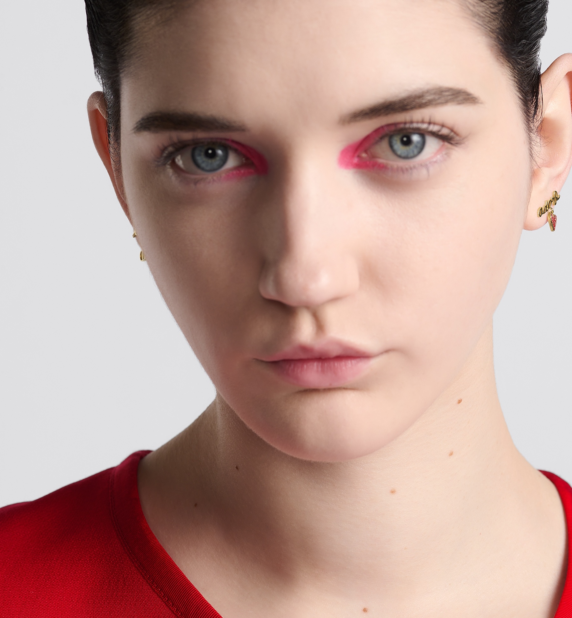 Dior Dioramour Je Vous Adore Earrings | dior | REVERSIBLE