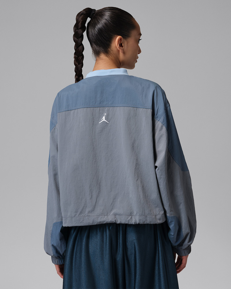 Jordan Jordan Brooklyn Women's Woven Long-Sleeve Graphic Pullover outlook