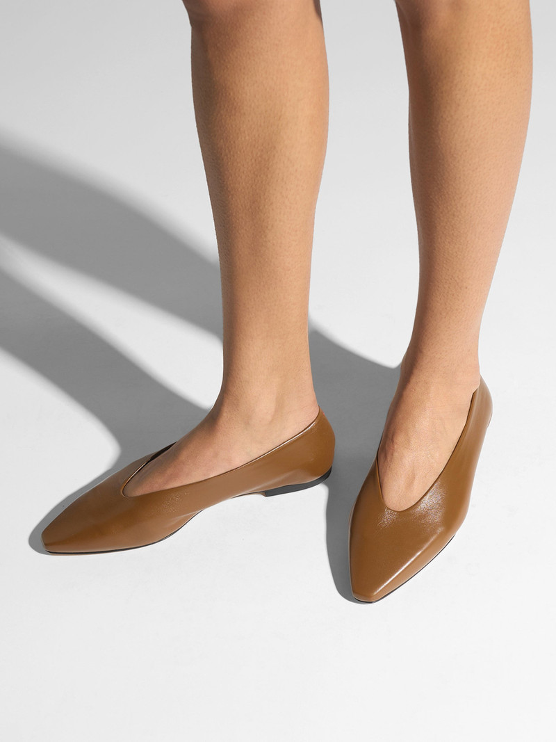 Aeyde Betty Square-Toe Ballet Flats outlook