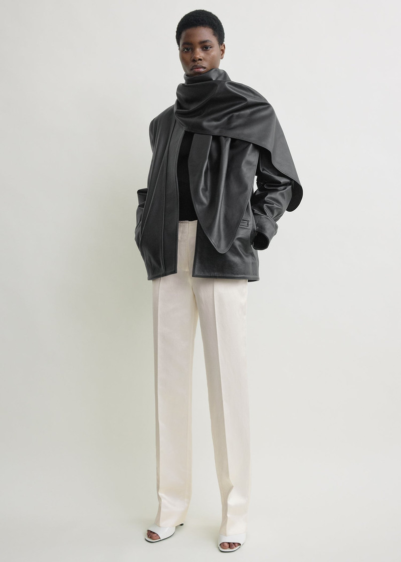 Big leather scarf black 3