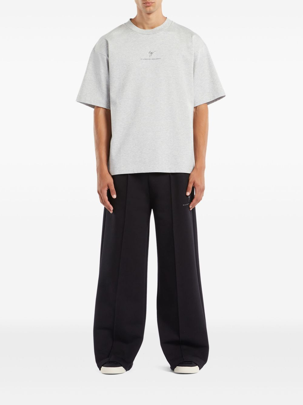 logo-print T-shirt - 2