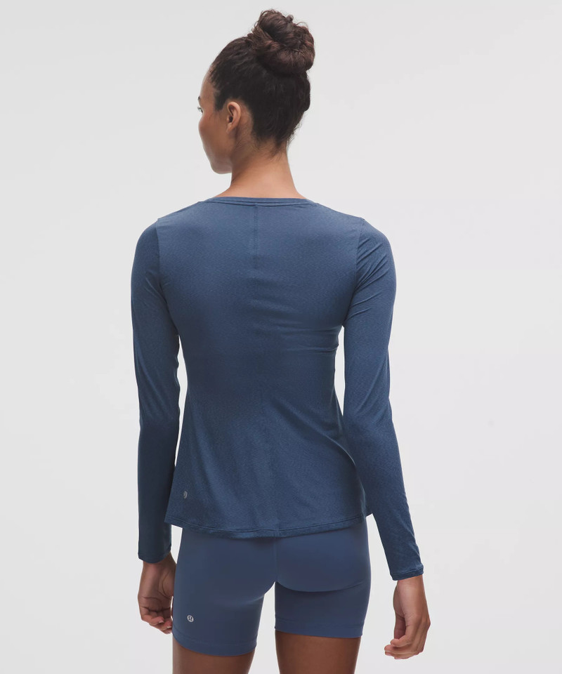 Lightweight Flowy Hem Long-Sleeve Shirt 3
