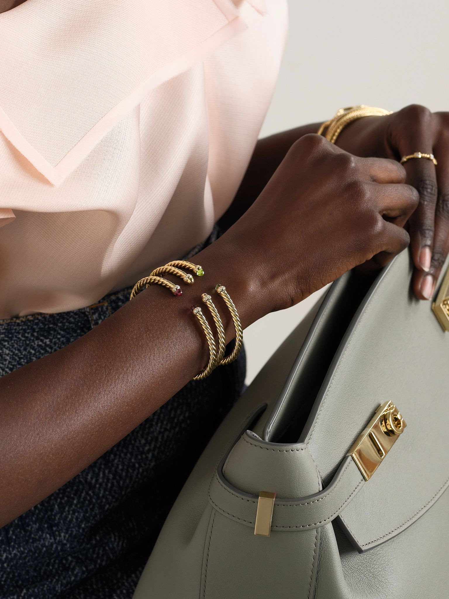 Modern Cable 18-karat gold, garnet and diamond cuff Gold - 4