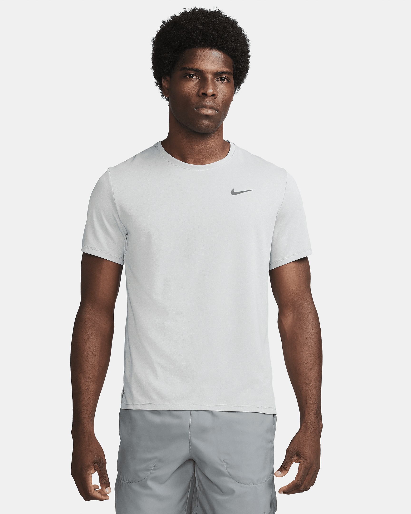 Nike miler running top deals