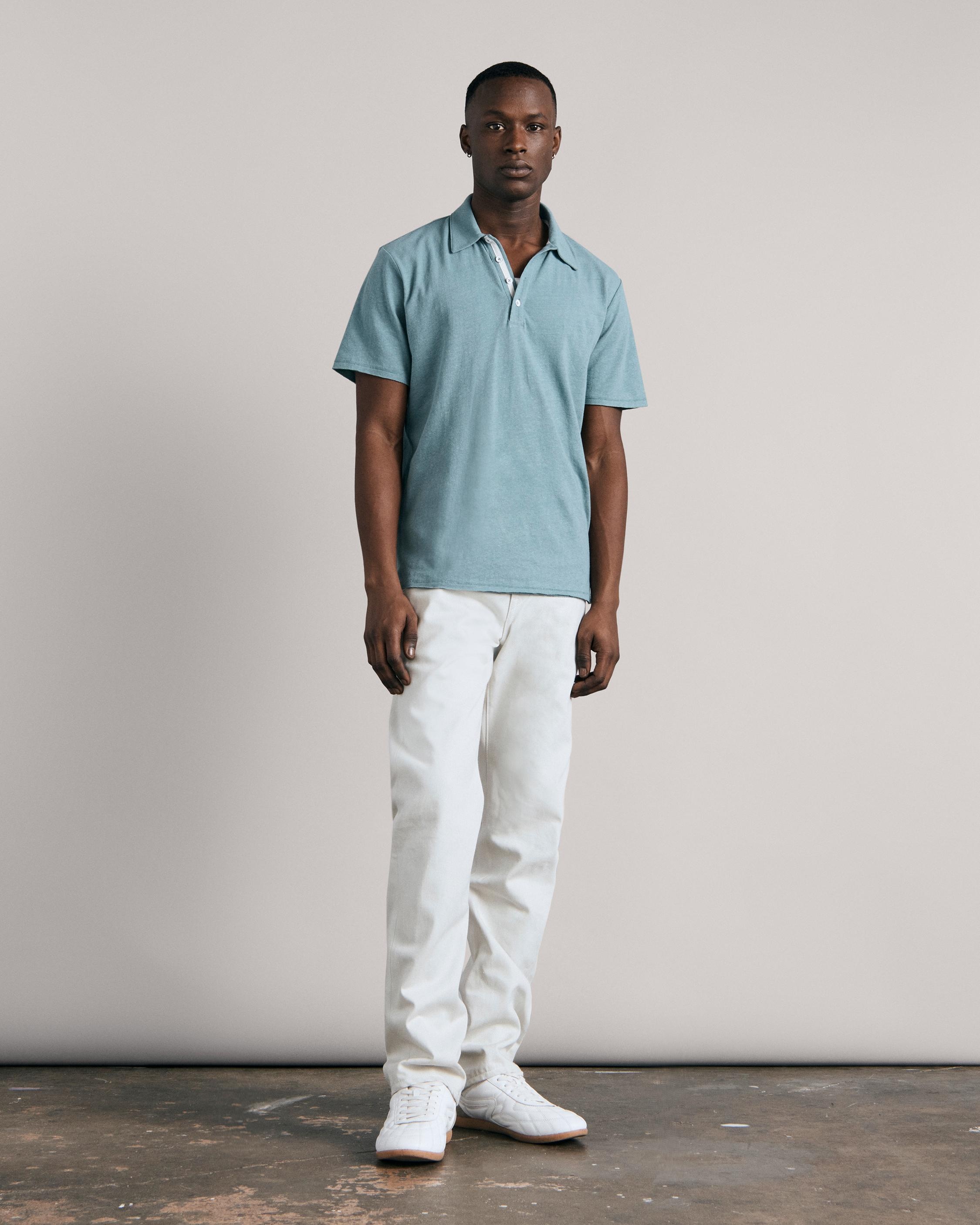 Linen Blend Polo
Classic Fit Polo - 3