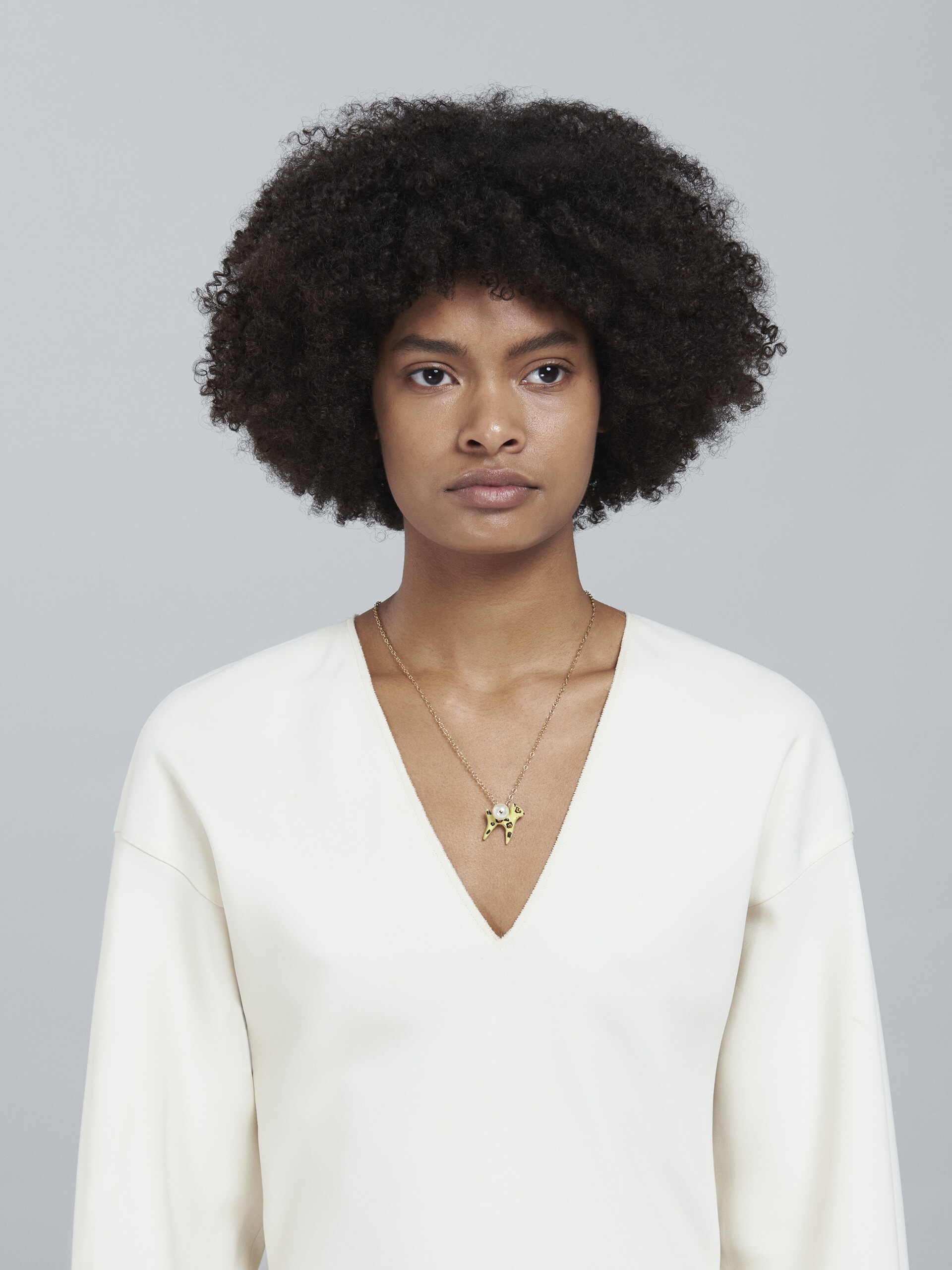 PLAYFUL YELLOW NECKLACE 2