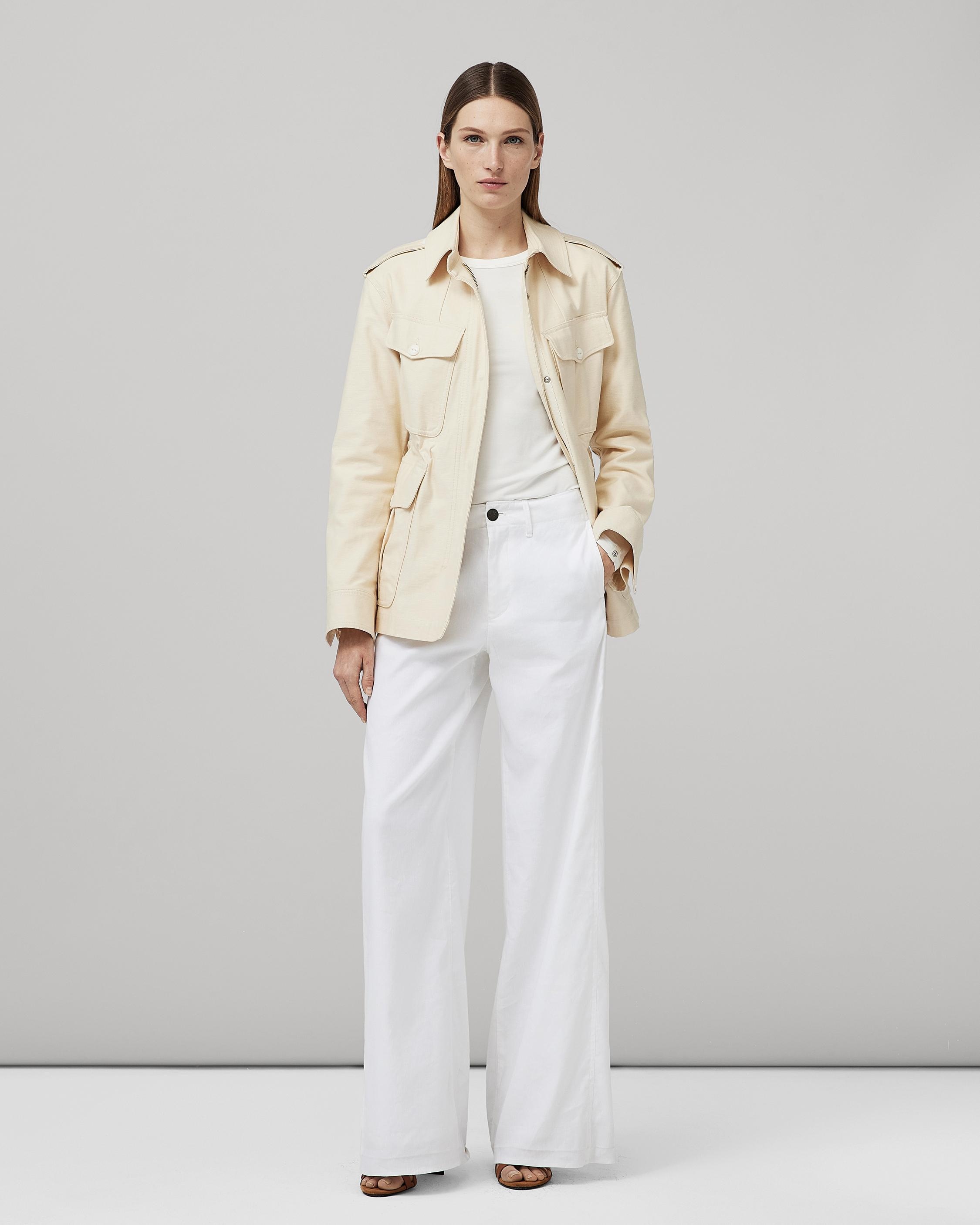 Lorenz Cotton Military Jacket
Classic Fit Jacket - 7