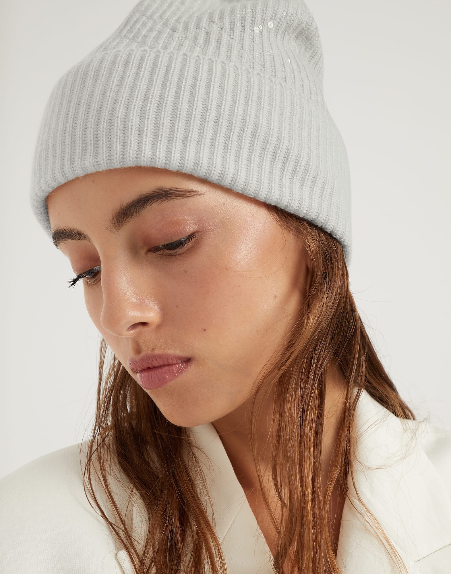 Cashmere English rib beanie with dazzling embroidery - 3