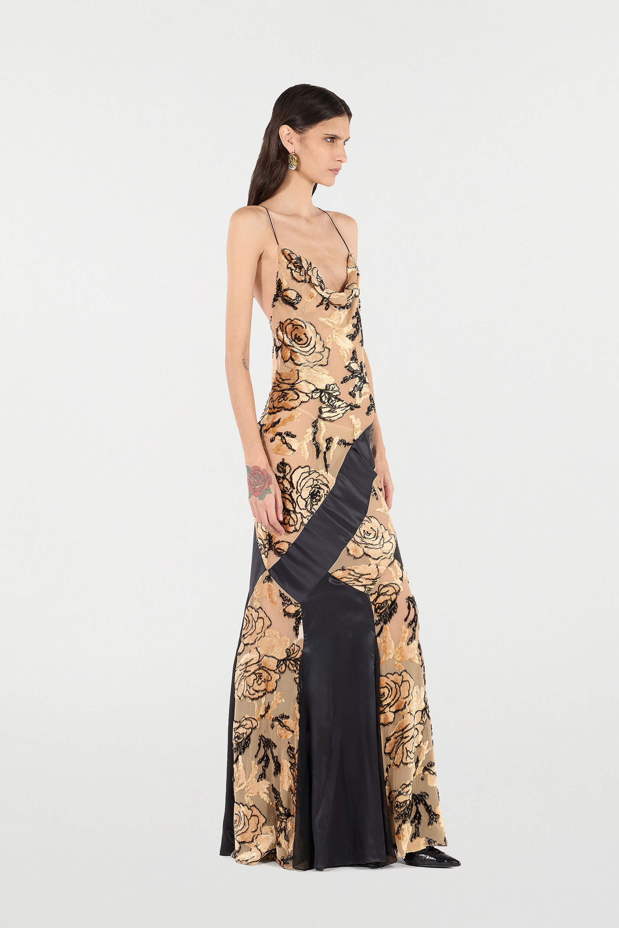 Slip Dress With Rose Pattern - 3