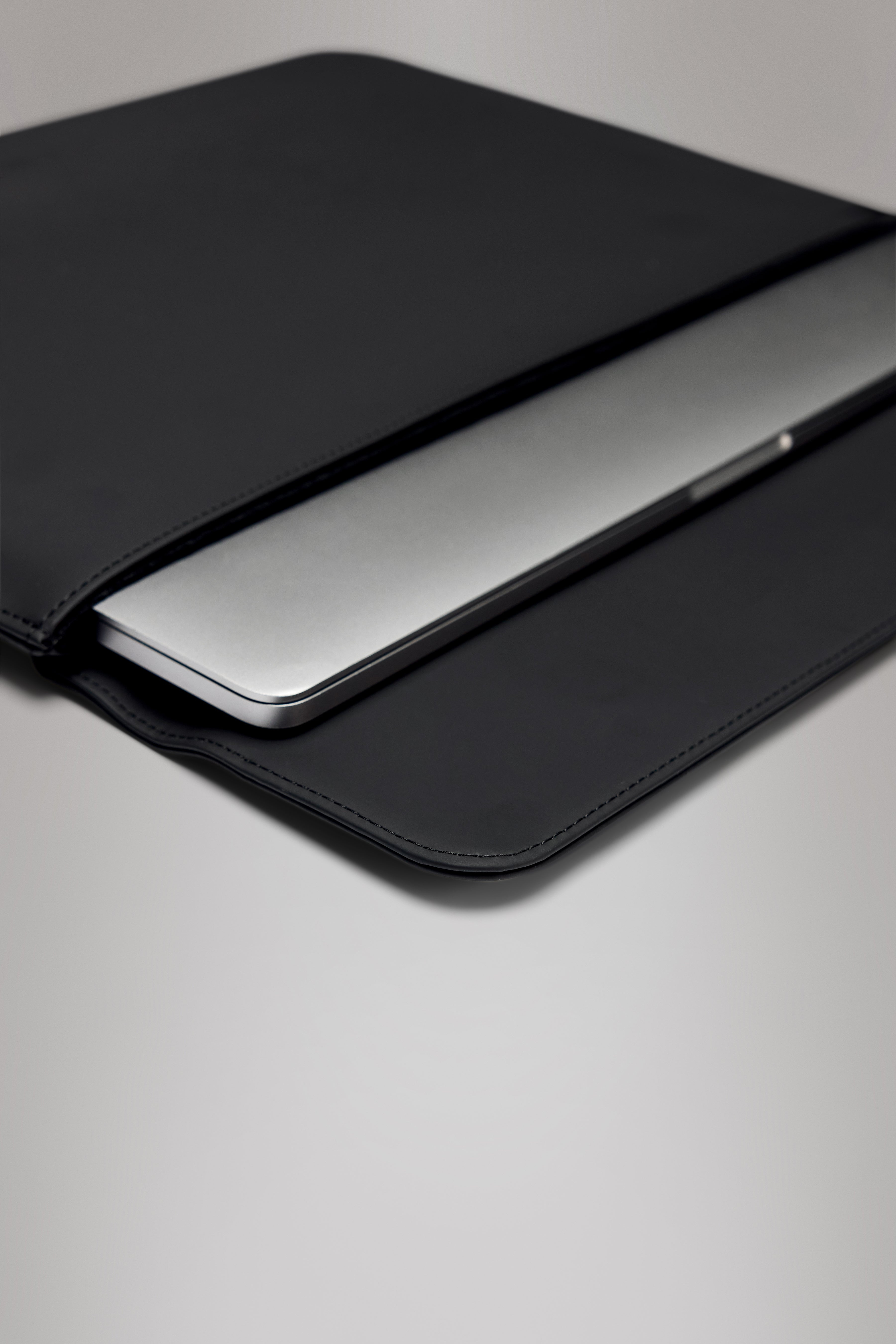 Laptop Portfolio 15″/16″ - 4