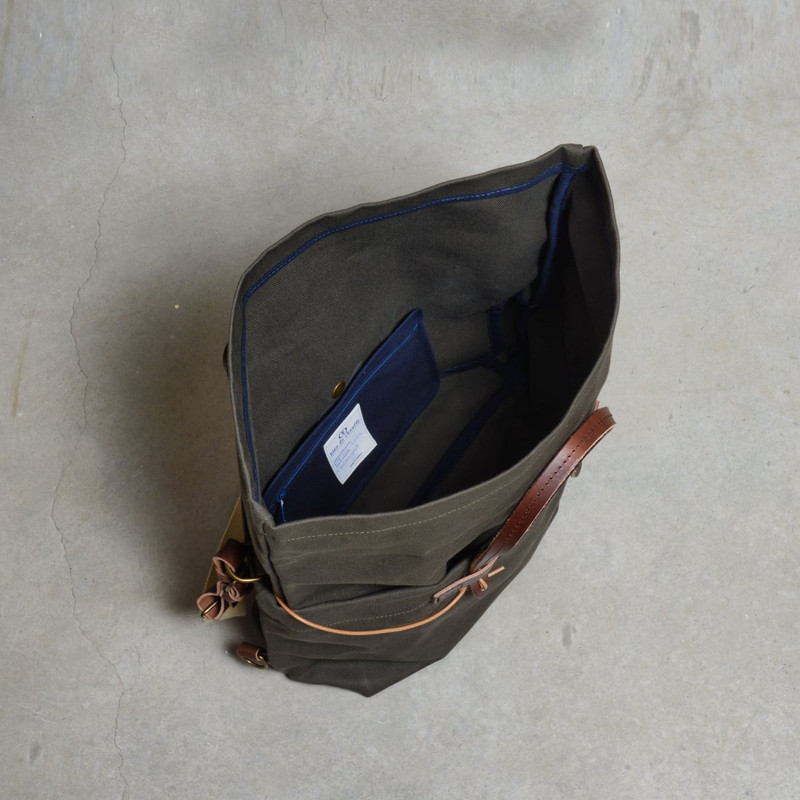 WOODY BUSINESS BAG - KHAKI BM 7