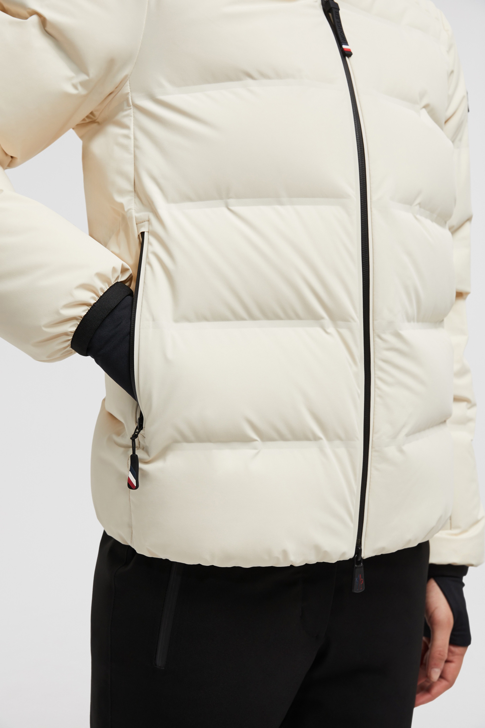 Moncler Grenoble Suisses Short Down Jacket | REVERSIBLE