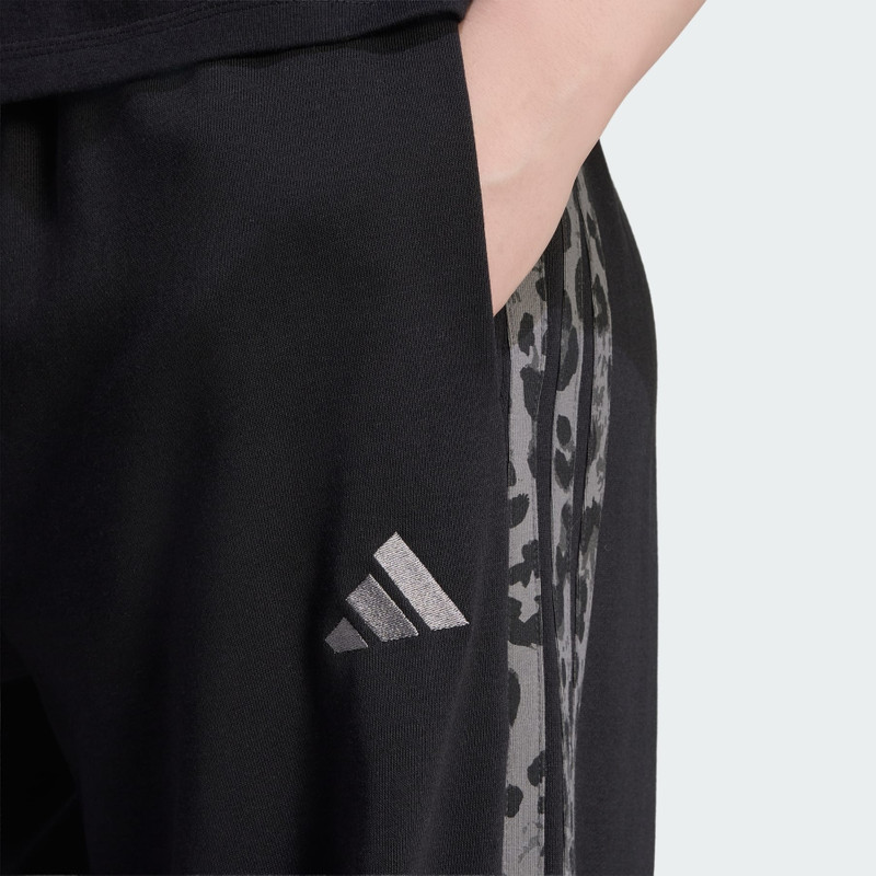 Seasonal Essentials Animal Print 3-Stripes Pants 5