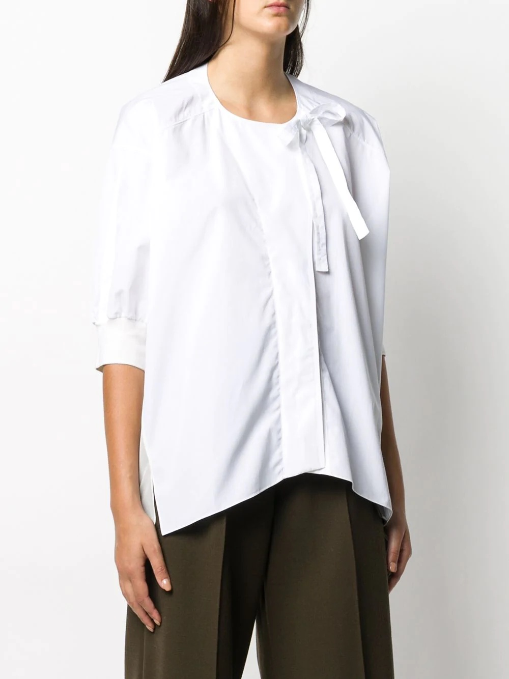 tie-fastening neck shirt - 3