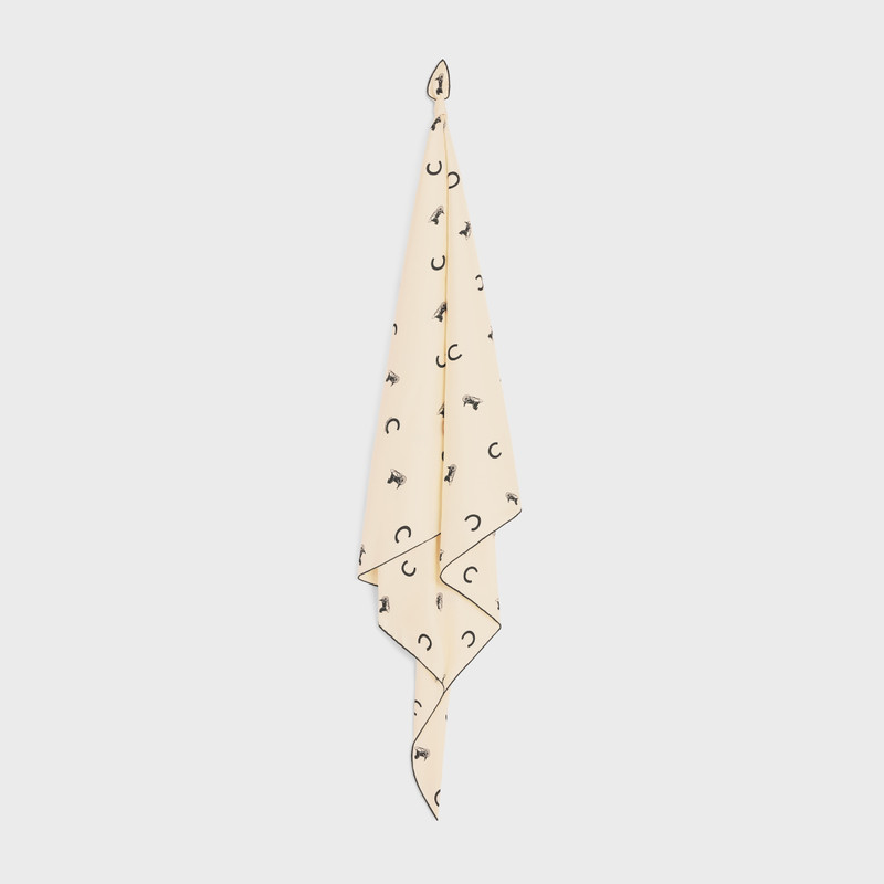 square IN silk twill 3