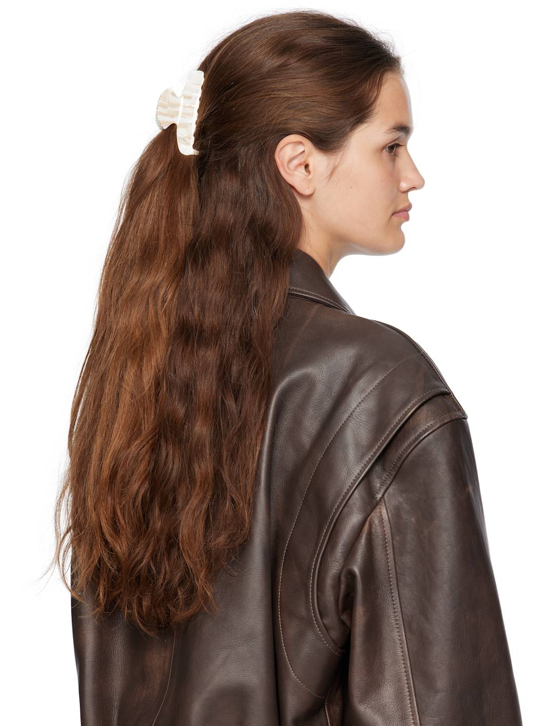 Off-White Small Fan Shell Claw Hair Clip - 3