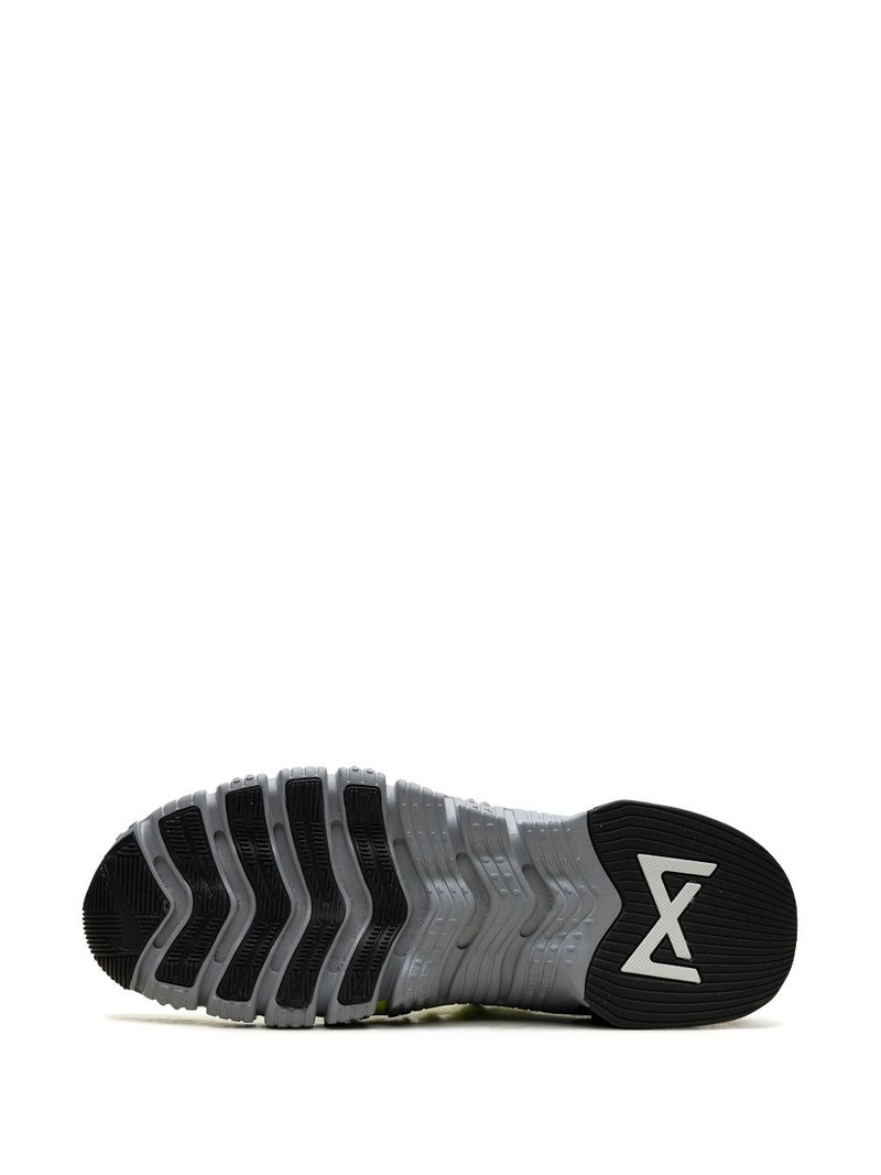 Free Metcon 5 "Volt/Wolf Grey" sneakers 4