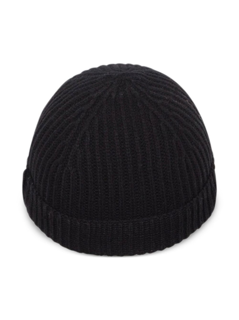 Relief beanie 3