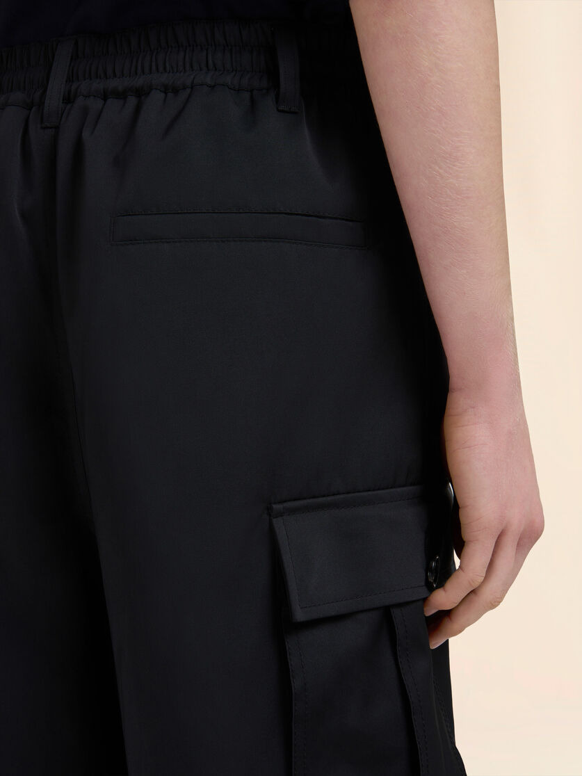 BLACK WATER-REPELLENT TAFFETA CARGO PANTS - 4
