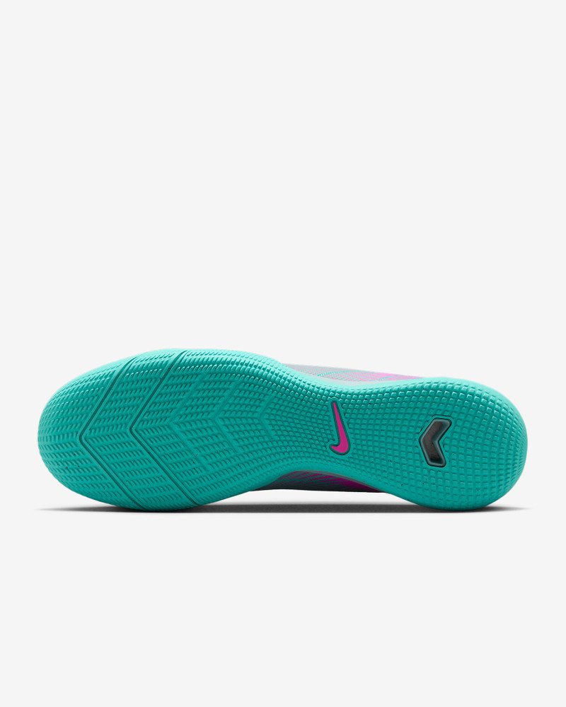 Nike Nike Mercurial Vapor 16 Academy IC Low-Top Soccer Shoes outlook