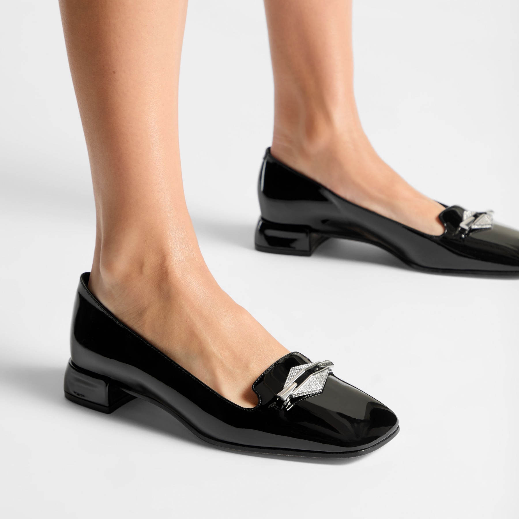 Ravi Flat
Black Patent Leather Shoes - 2