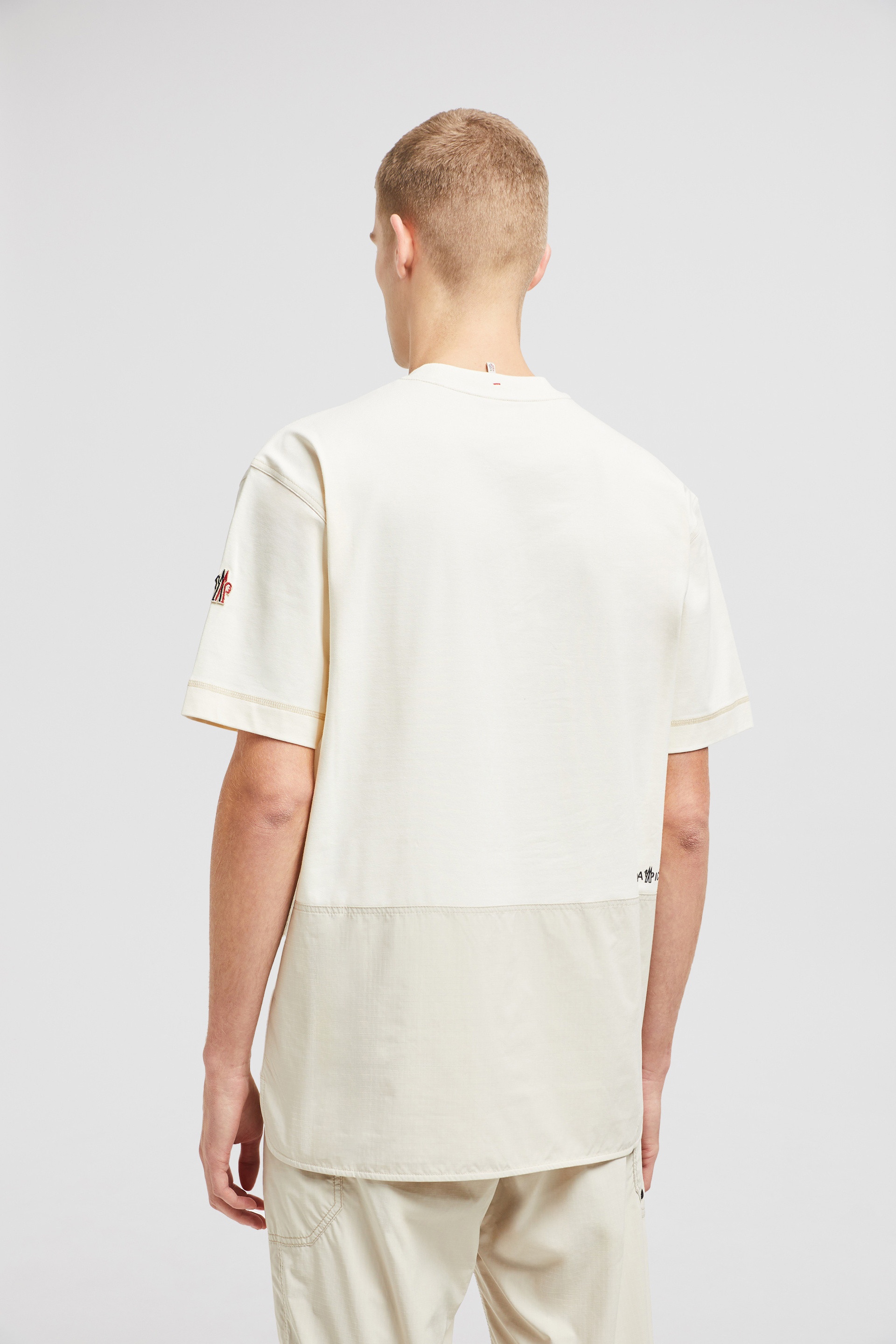 Cotton T-shirt with Pockets - 5