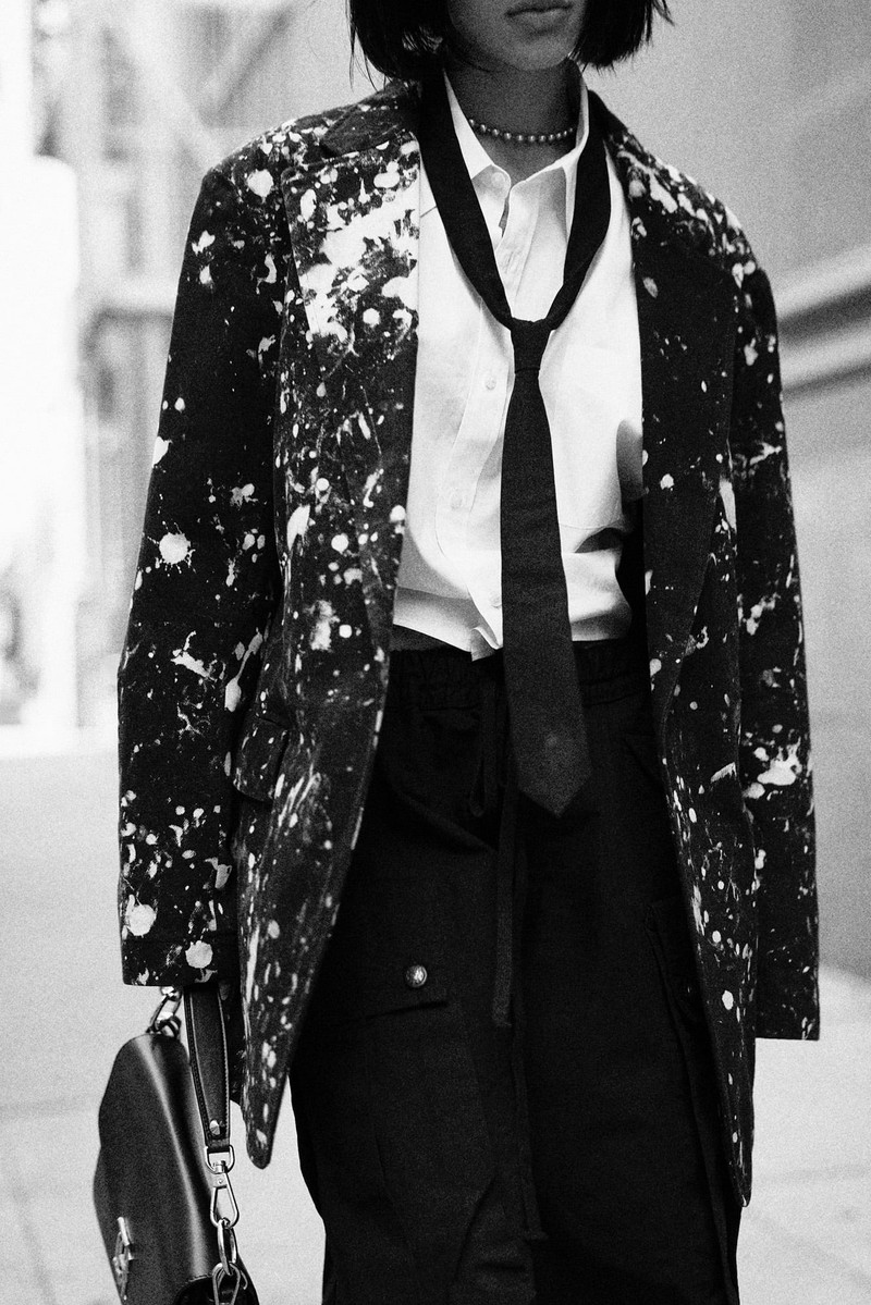 R13 OVERSIZED RAGGED BLAZER outlook