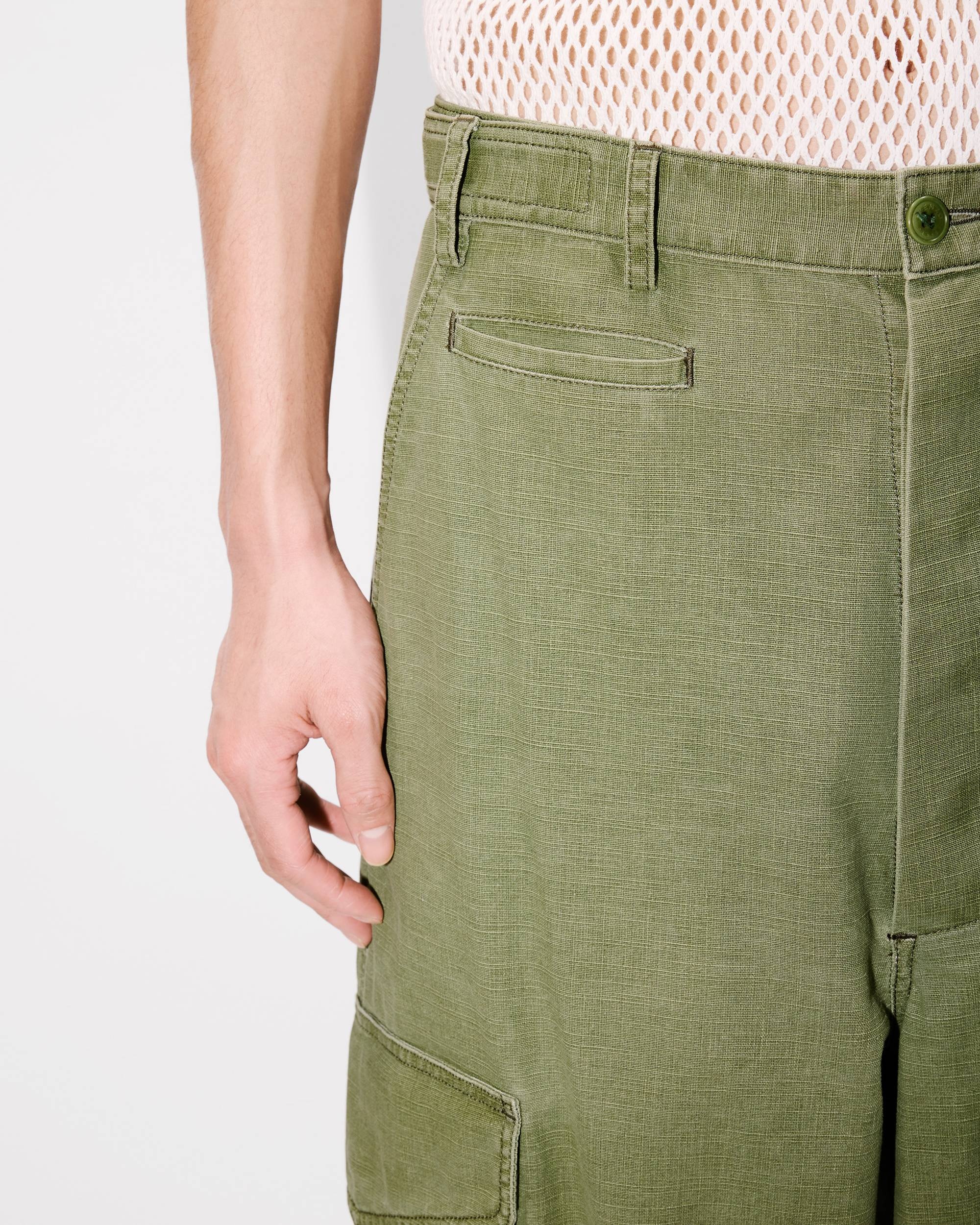 Adjustable cargo pants in cotton - 7