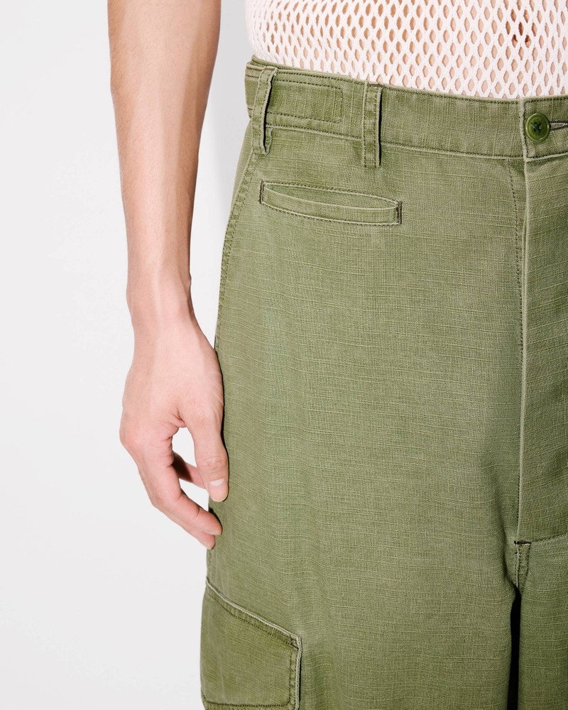 Adjustable cargo pants in cotton 7