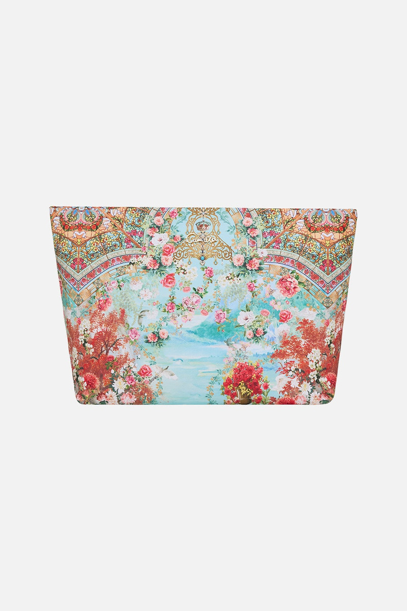 LARGE MAKEUP CLUTCH 1