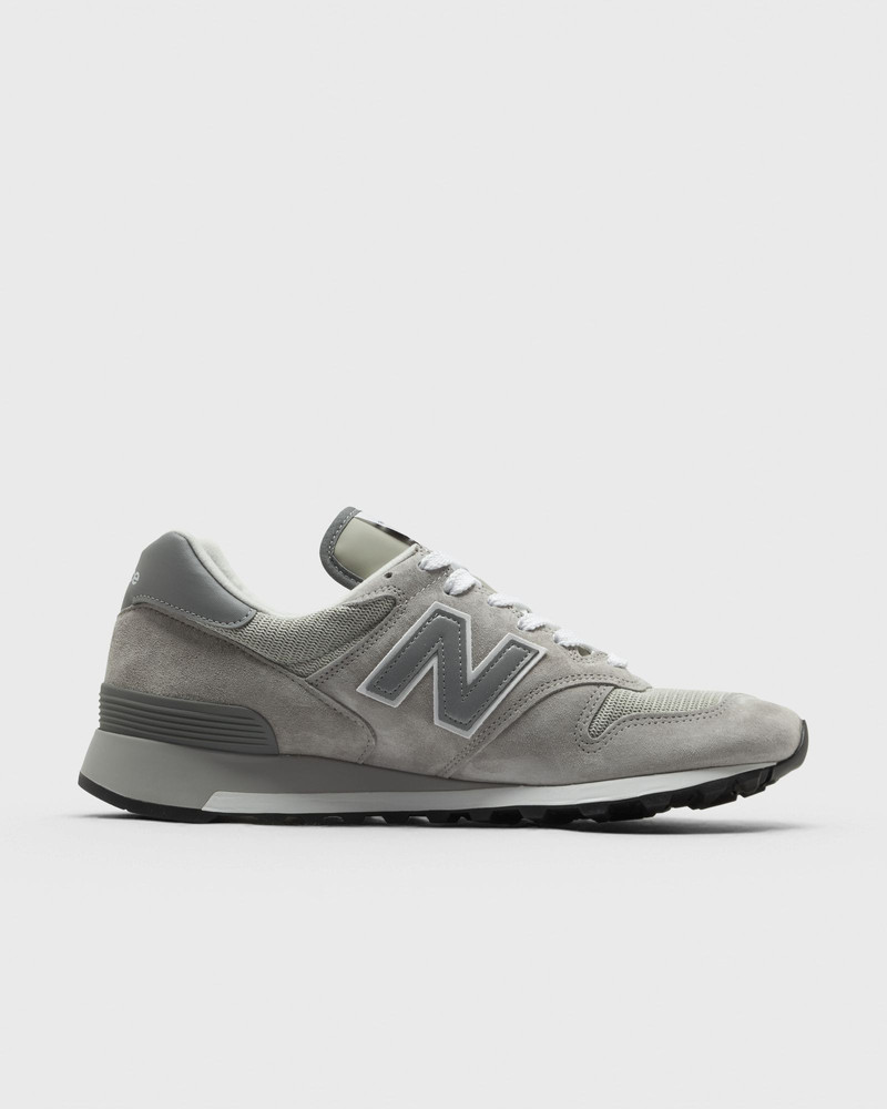 New Balance 1300 outlook