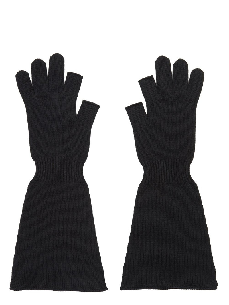 Runway gloves 1