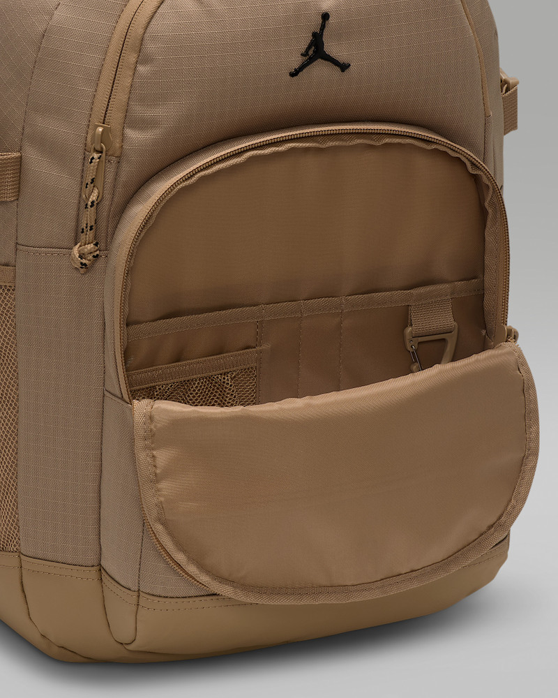 Jordan Blacktop Backpack (25L) 7