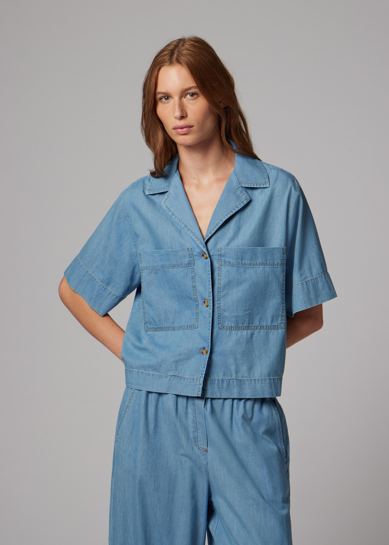 Women's Chambray Patch-Pocket Short Sleeve Shirt 7